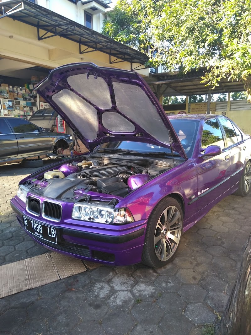 Lastri Konveksi Cilacap: Solusi Lengkap untuk Pekerjaan Jahit & Otomotif